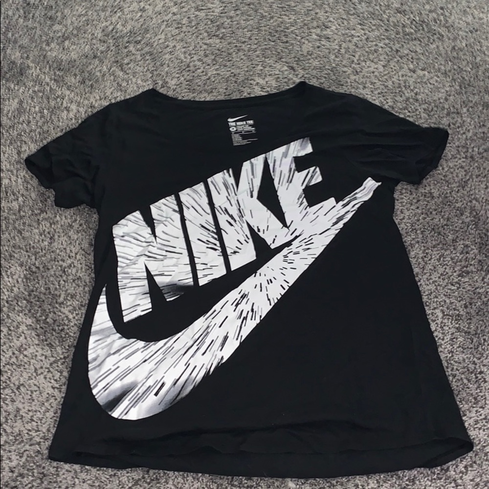 Nike t shirt